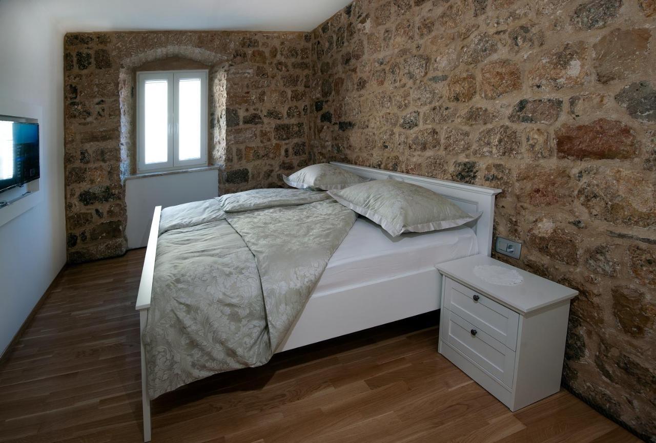 Apartment Antea Sinj Exterior foto